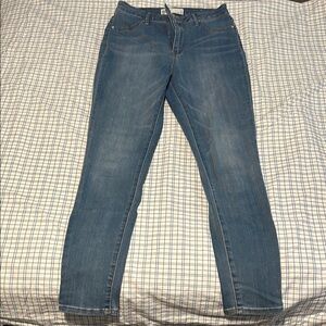 RSQ Women's Super High Rise Skinny Jeans in light-medium Blue wash